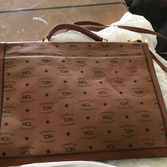 HCL handcrafted Handbag - Picture 3 of 3